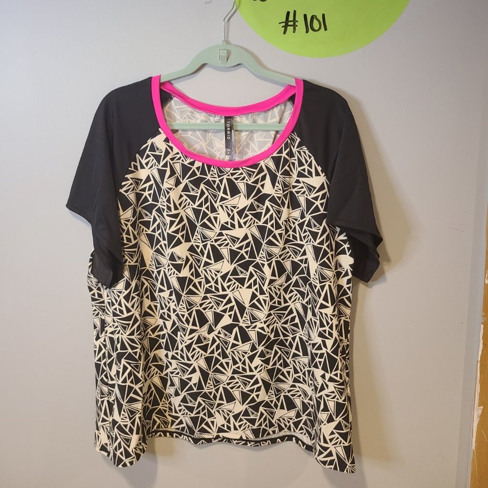 Torrid Swim Rashgaurd size 4